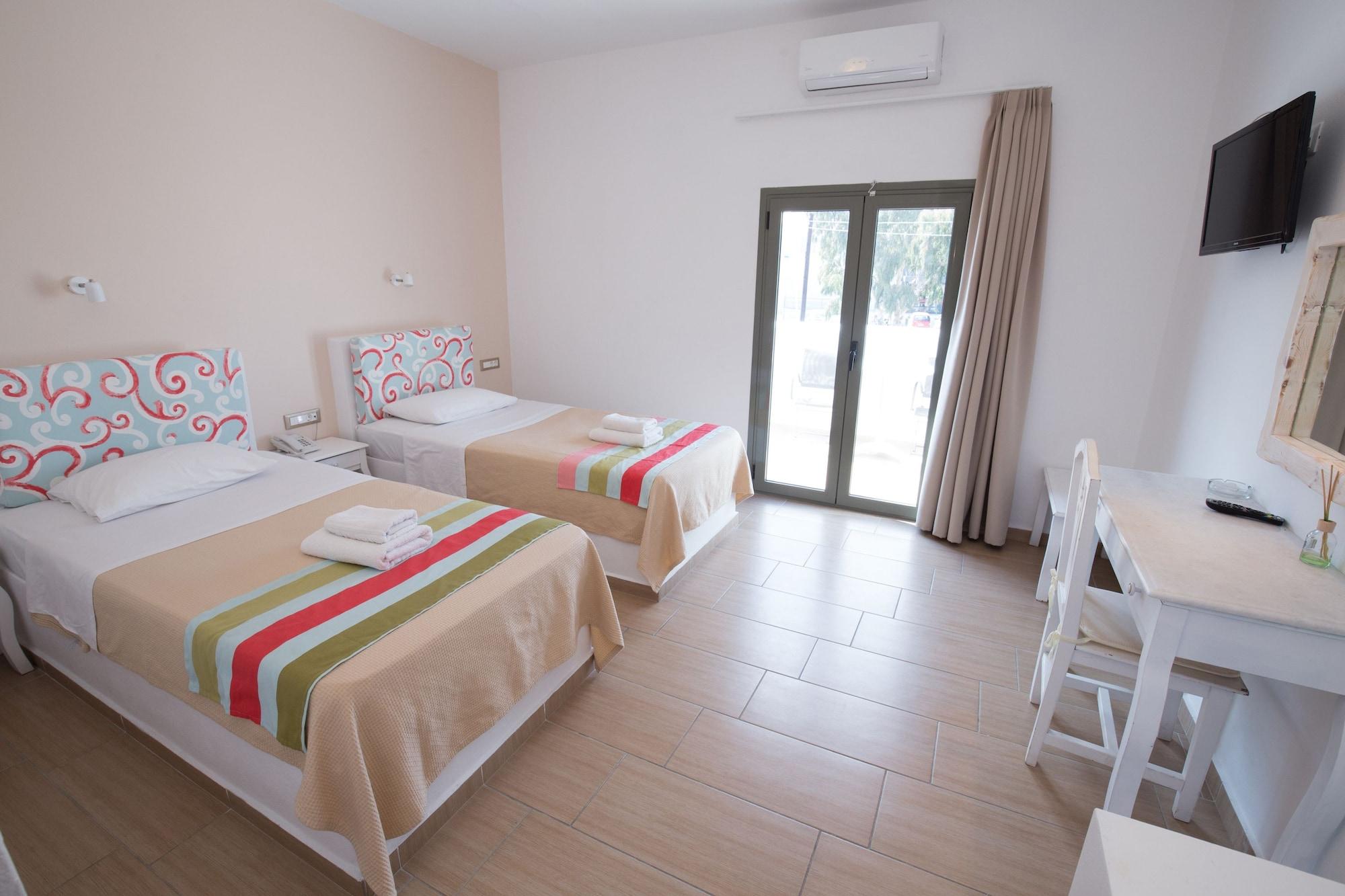 Omiros Hotel Mesaria Eksteriør billede