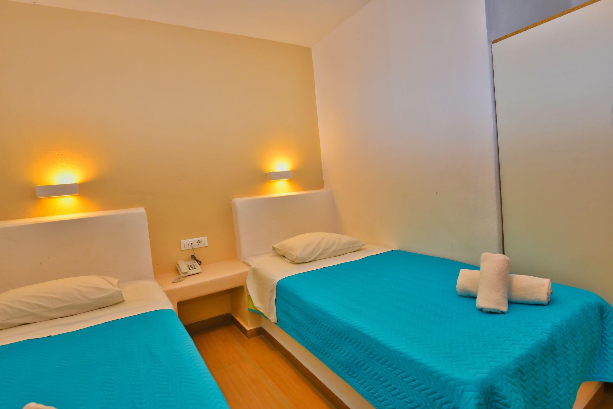 Omiros Hotel Mesaria Eksteriør billede
