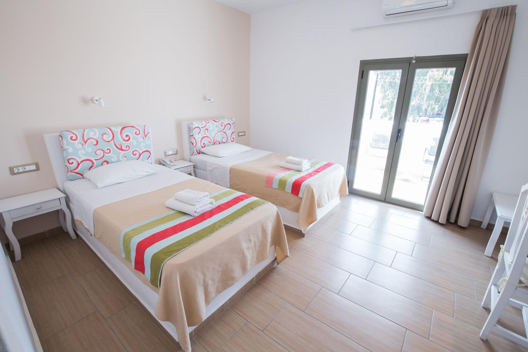 Omiros Hotel Mesaria Eksteriør billede