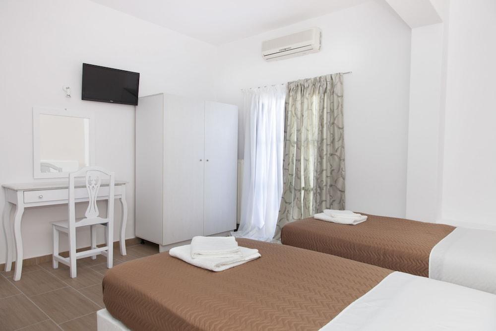 Omiros Hotel Mesaria Eksteriør billede